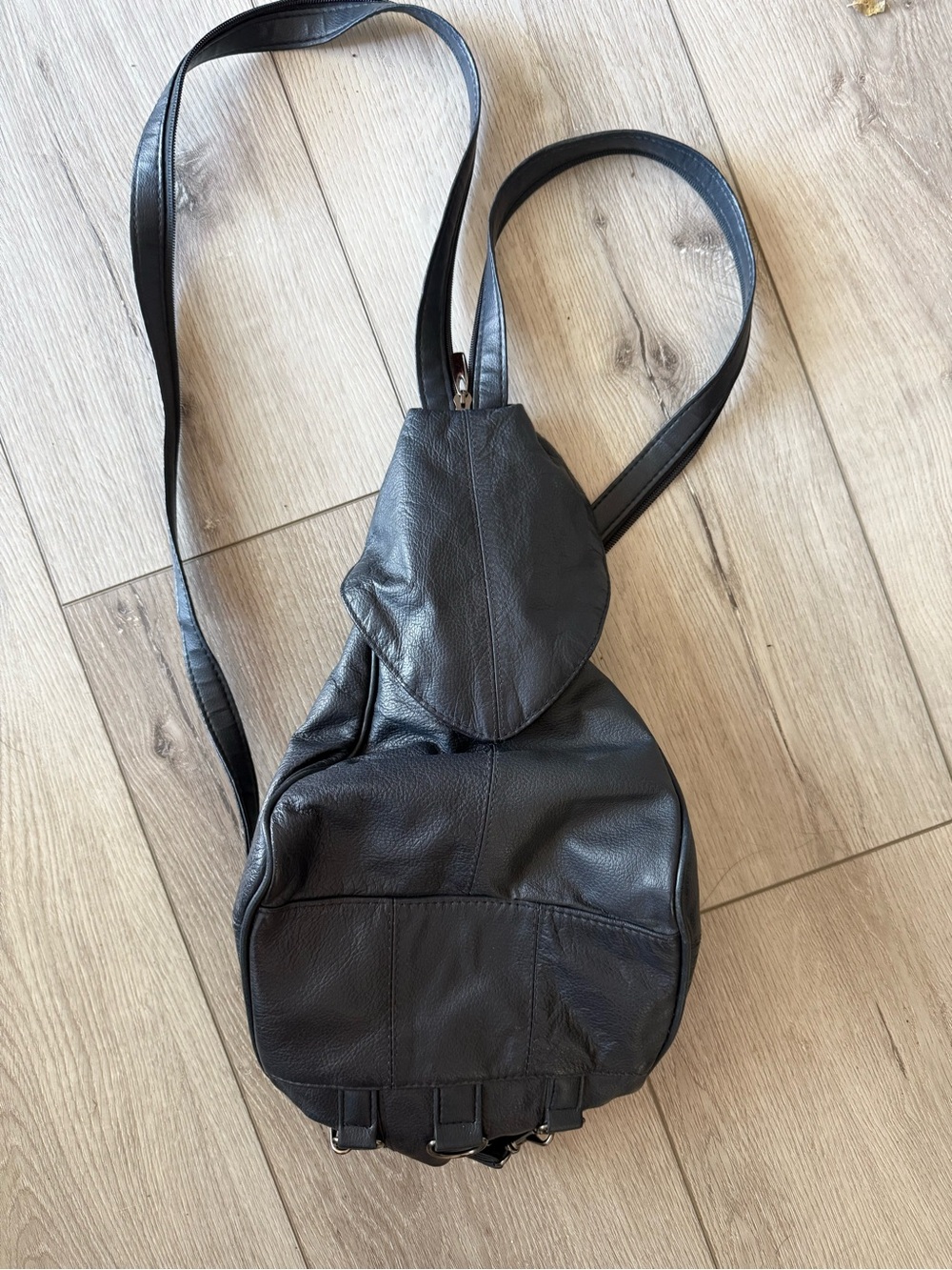 TRANSETTER Blue Leather Crossbody Sling Bag/Backpack